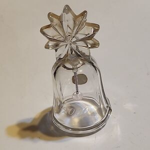 Princess House Crystal Bell with Star Top